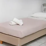 Apartment Depis Economy *